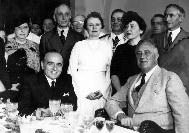 Encontro em Natal entre Vargas e Roosevelt, 1943. O leilão de neutralidade cobrado a peso de siderurgia.